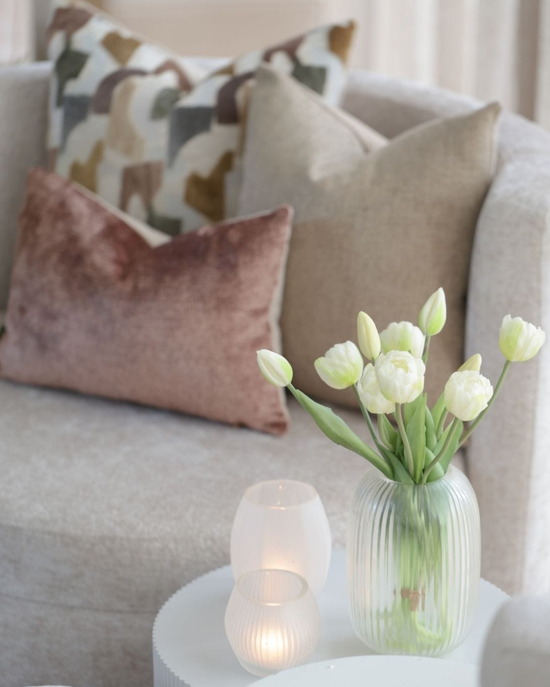 bombyxx-julie-vaas-tealight-brons-kussen-tjkinterior